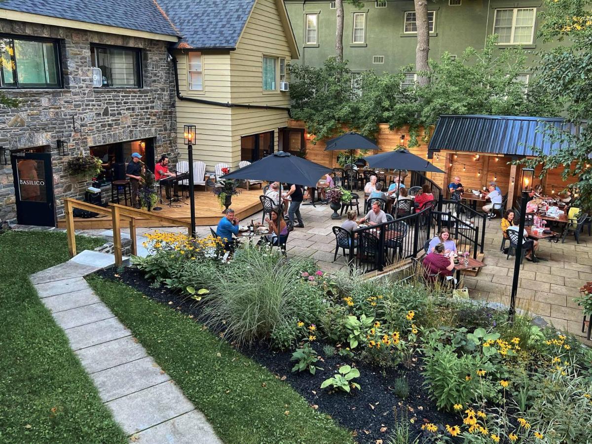 Inn At The Falls Bracebridge Exterior foto