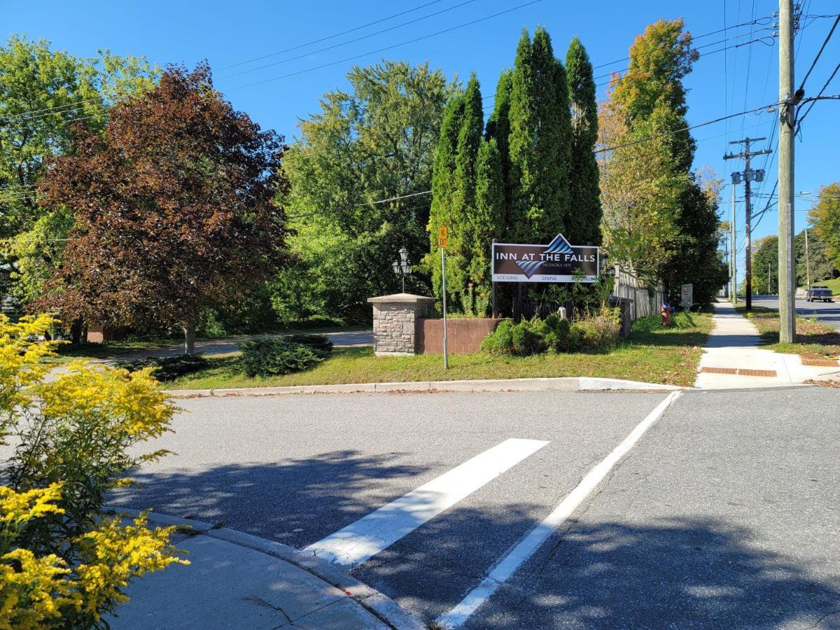 Inn At The Falls Bracebridge Exterior foto
